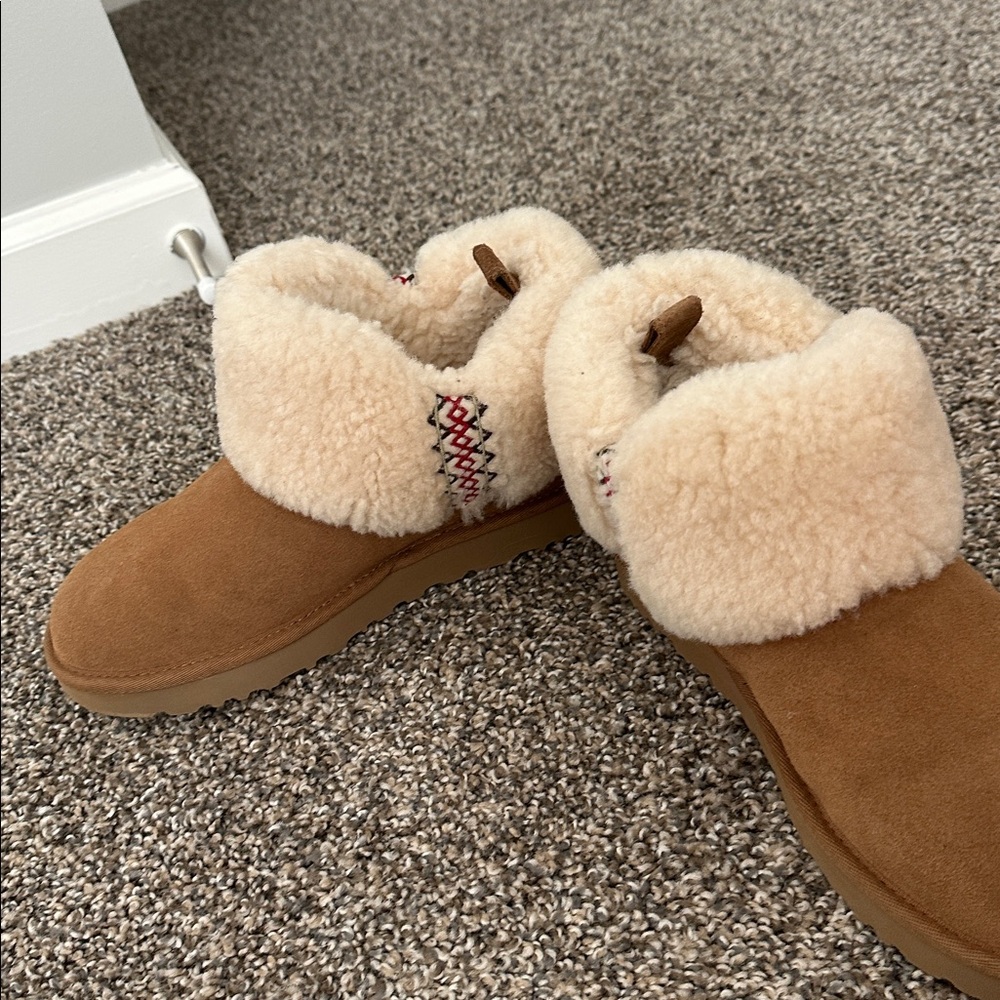 Ugg Boots - image 4